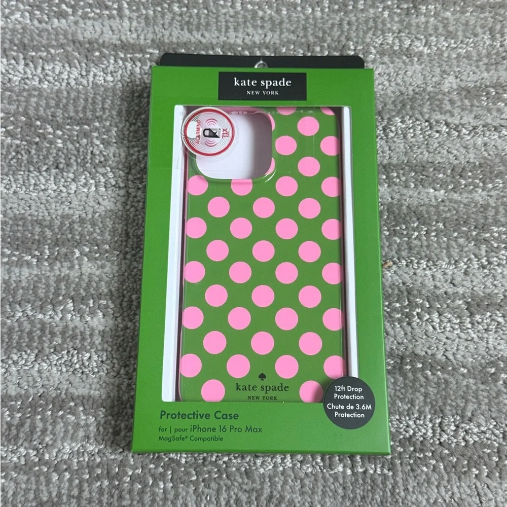 kate spade Green with Pink Polka Dot iPhone 16 Pro Max Case
